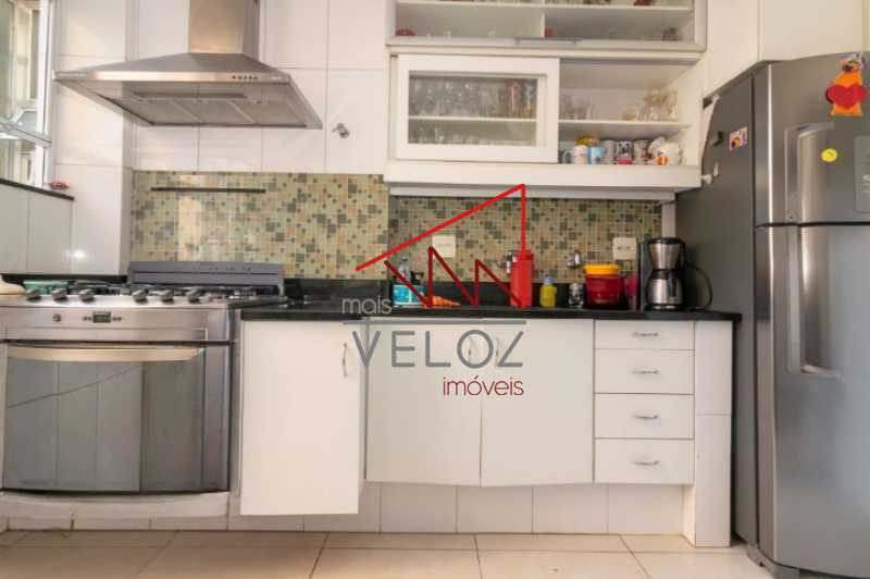 Apartamento à venda com 3 quartos, 105m² - Foto 10