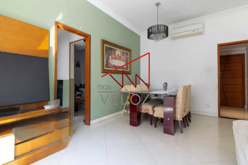 Apartamento à venda com 3 quartos, 105m² - Foto 2