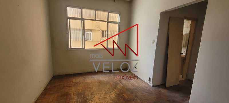 Apartamento à venda com 1 quarto, 41m² - Foto 7