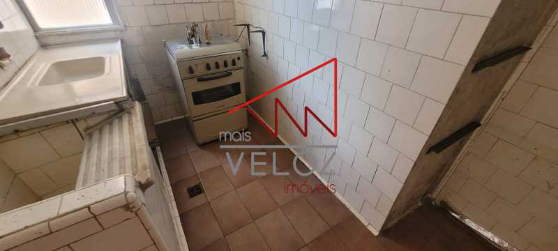 Apartamento à venda com 1 quarto, 41m² - Foto 16