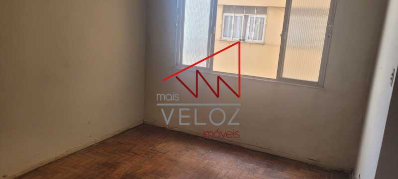 Apartamento à venda com 1 quarto, 41m² - Foto 13