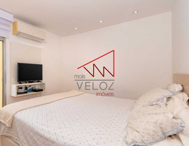 Cobertura à venda com 3 quartos, 207m² - Foto 15