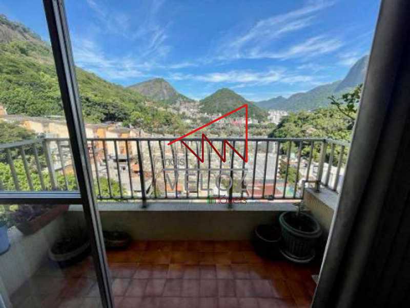 Apartamento à venda com 2 quartos, 90m² - Foto 2