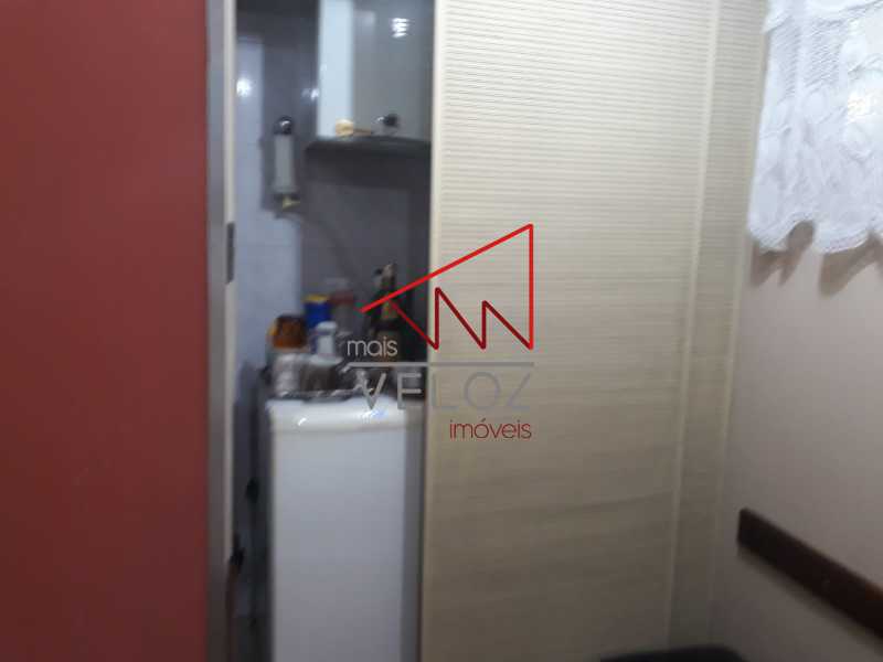 Apartamento à venda com 1 quarto, 40m² - Foto 24