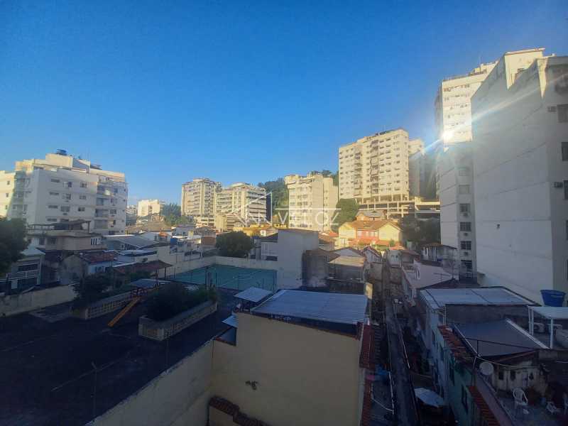 Apartamento à venda com 2 quartos, 76m² - Foto 6