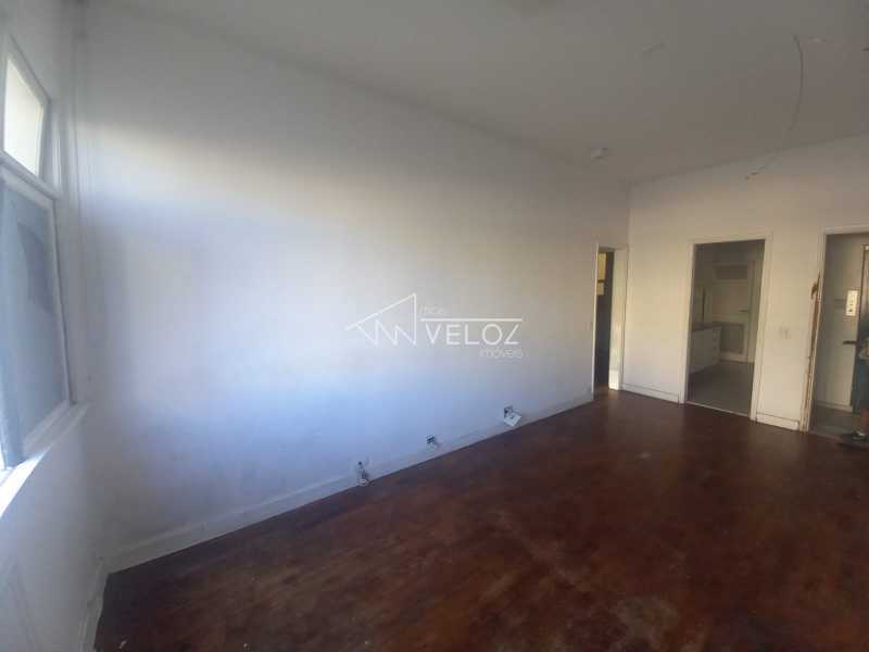 Apartamento à venda com 2 quartos, 76m² - Foto 3