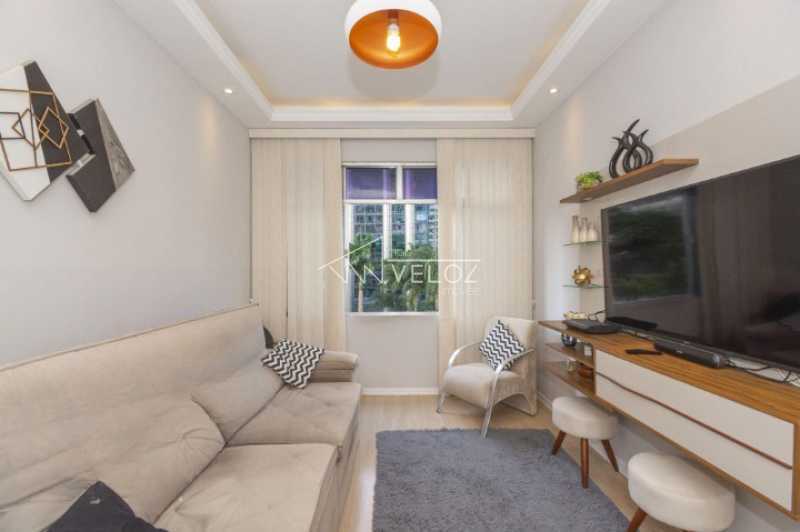 Apartamento à venda com 2 quartos, 66m² - Foto 1