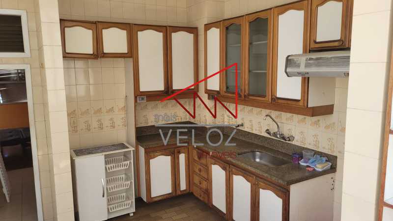 Apartamento à venda com 5 quartos, 222m² - Foto 22