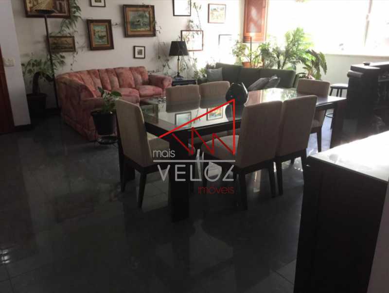 Apartamento à venda com 4 quartos, 204m² - Foto 6