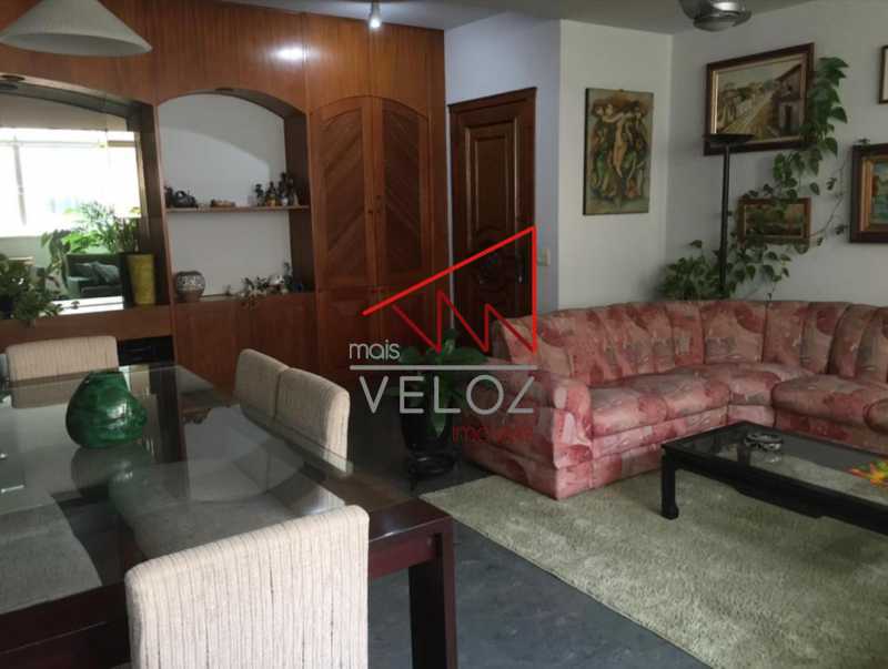 Apartamento à venda com 4 quartos, 204m² - Foto 4