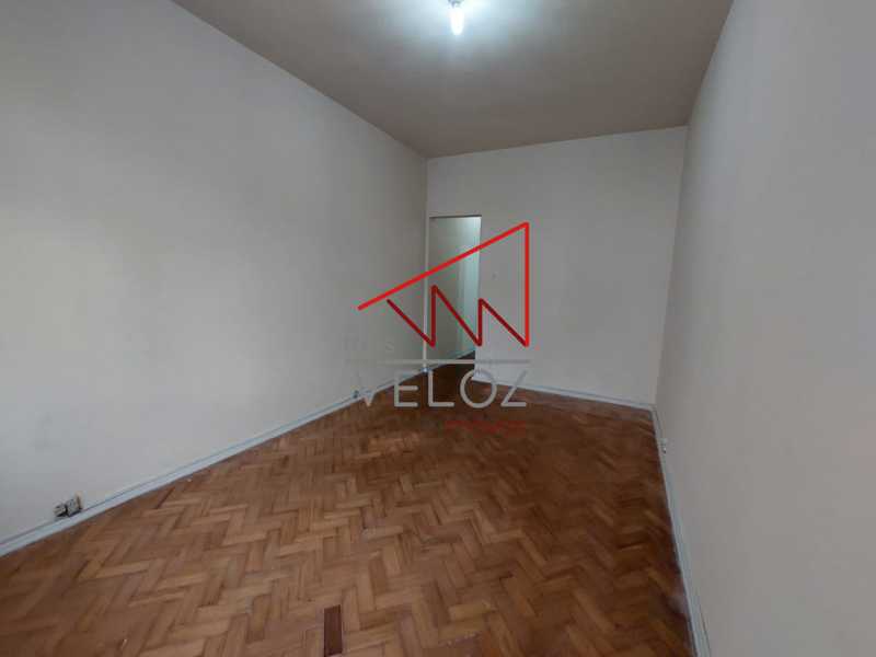 Apartamento à venda com 1 quarto, 48m² - Foto 4