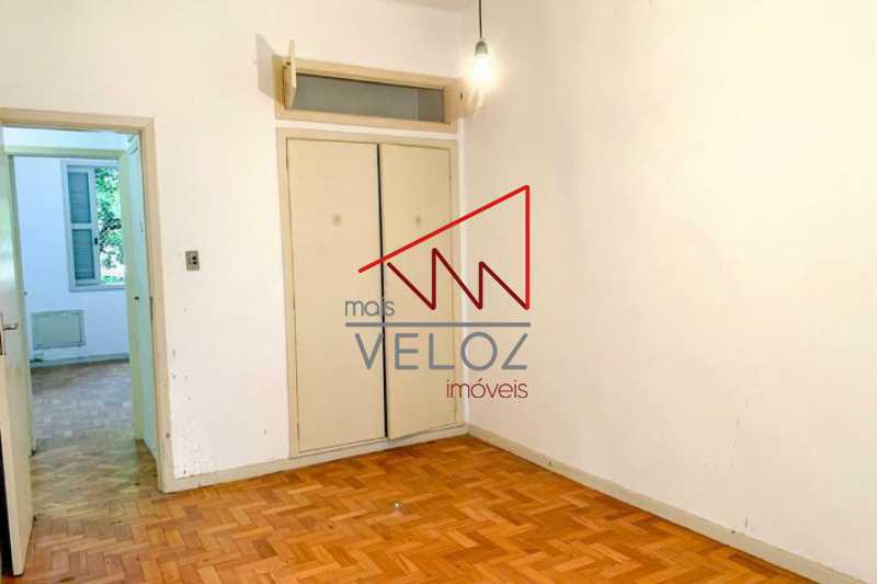 Apartamento à venda com 3 quartos, 135m² - Foto 5