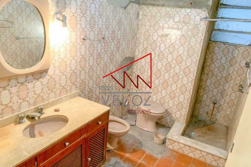 Apartamento à venda com 3 quartos, 135m² - Foto 11