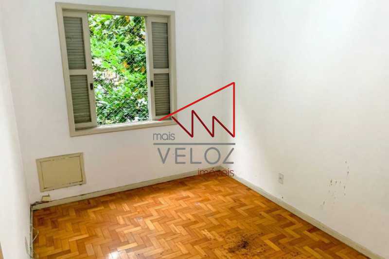 Apartamento à venda com 3 quartos, 135m² - Foto 9