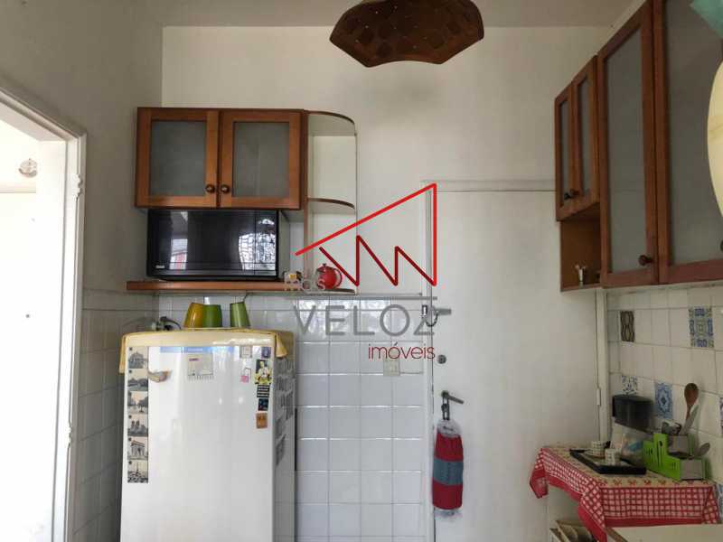 Apartamento à venda com 1 quarto, 53m² - Foto 17