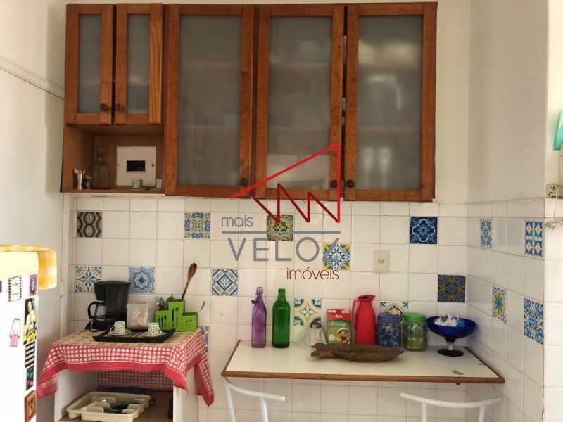 Apartamento à venda com 1 quarto, 53m² - Foto 18