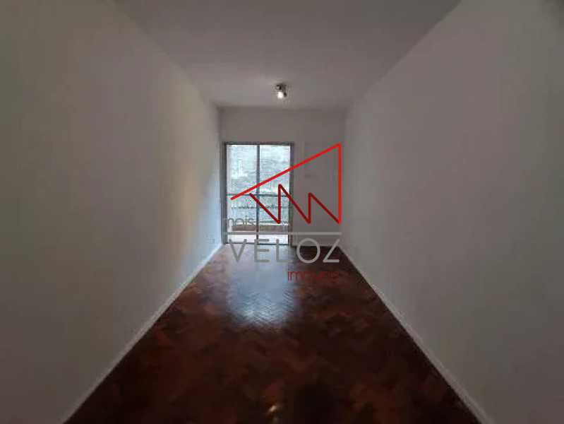 Apartamento à venda com 1 quarto, 62m² - Foto 1