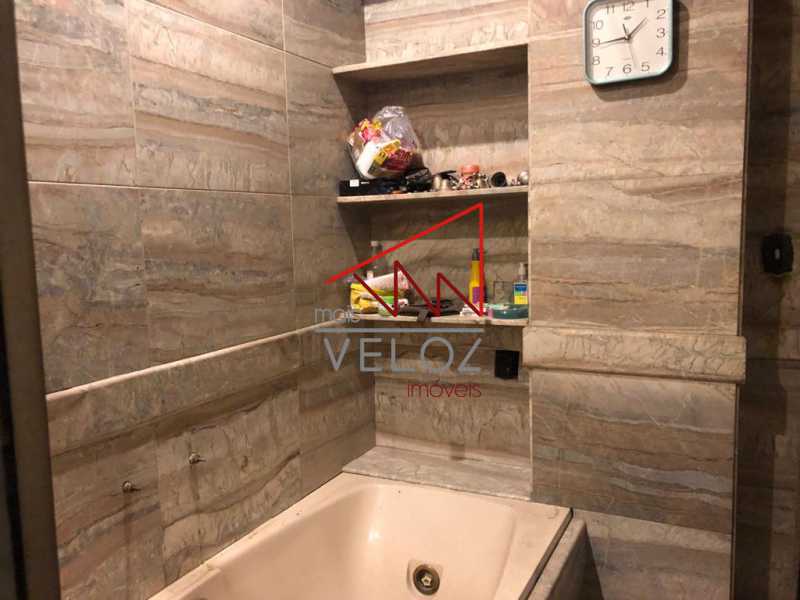 Casa à venda com 5 quartos, 650m² - Foto 17