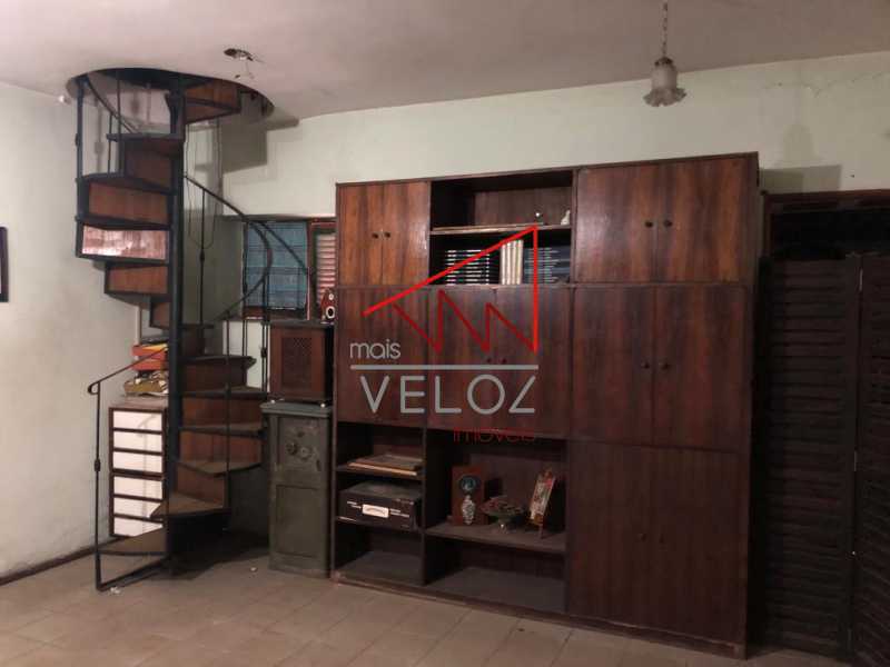 Casa à venda com 5 quartos, 650m² - Foto 5