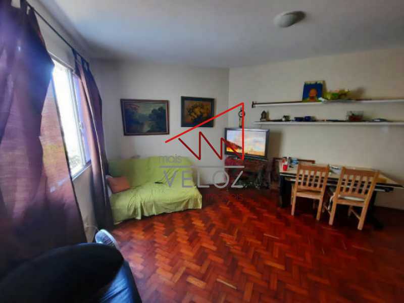 Apartamento à venda com 2 quartos, 73m² - Foto 4