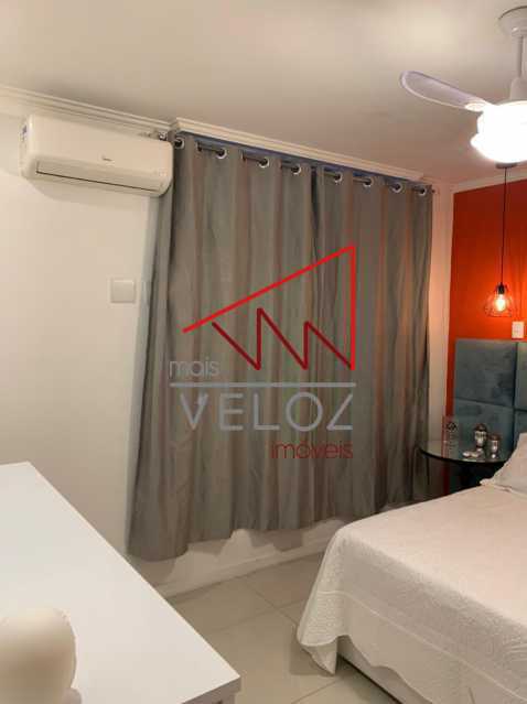 Apartamento à venda com 1 quarto, 40m² - Foto 16