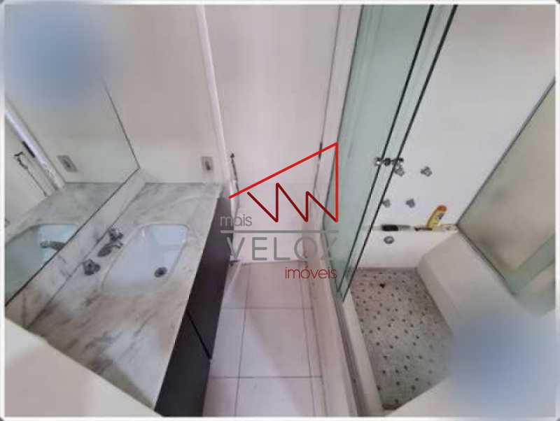 Apartamento à venda com 2 quartos, 70m² - Foto 12