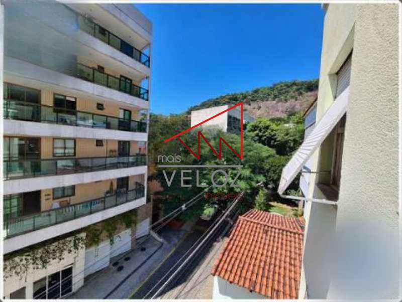 Apartamento à venda com 2 quartos, 70m² - Foto 1