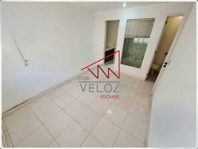 Apartamento à venda com 2 quartos, 70m² - Foto 11