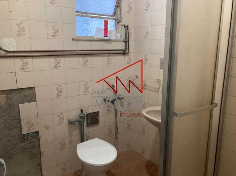 Apartamento à venda com 2 quartos, 70m² - Foto 18