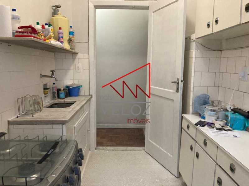 Apartamento à venda com 2 quartos, 70m² - Foto 14