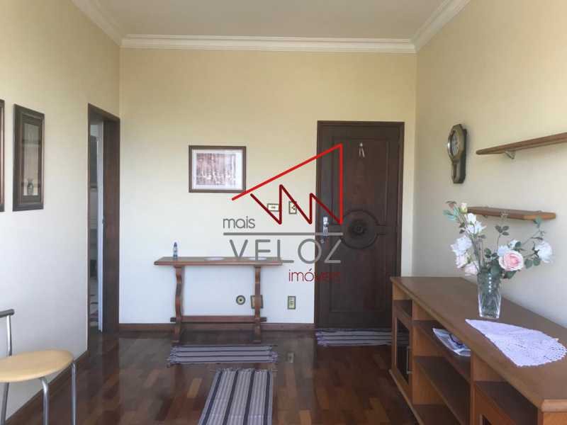 Apartamento à venda com 2 quartos, 62m² - Foto 5