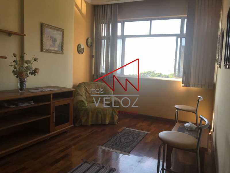 Apartamento à venda com 2 quartos, 62m² - Foto 6