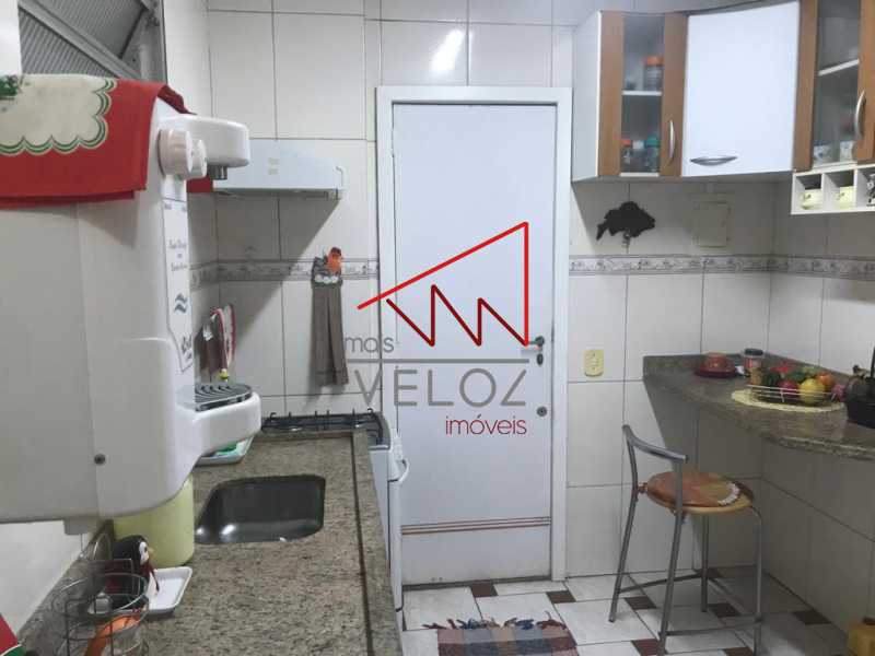 Apartamento à venda com 2 quartos, 62m² - Foto 20