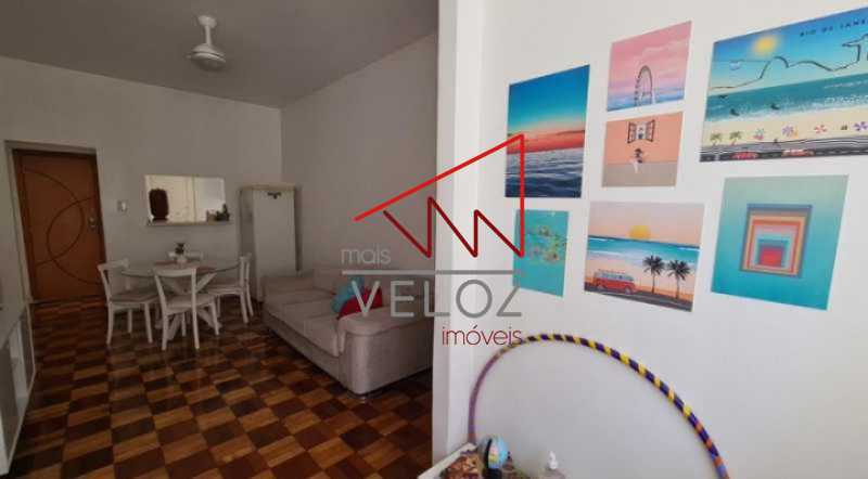 Apartamento à venda com 2 quartos, 65m² - Foto 9