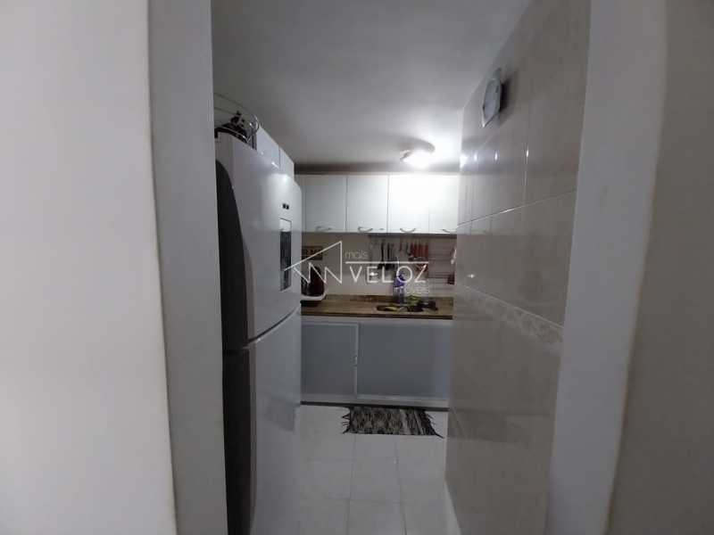 Apartamento à venda com 2 quartos, 50m² - Foto 5