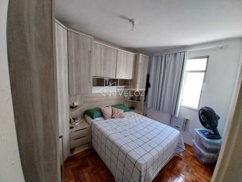 Apartamento à venda com 2 quartos, 50m² - Foto 18