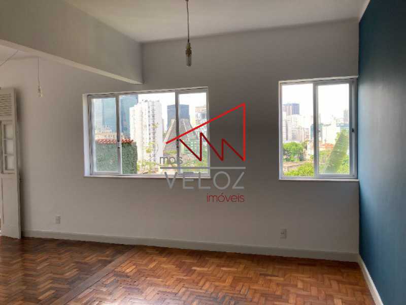 Apartamento à venda com 3 quartos, 117m² - Foto 4