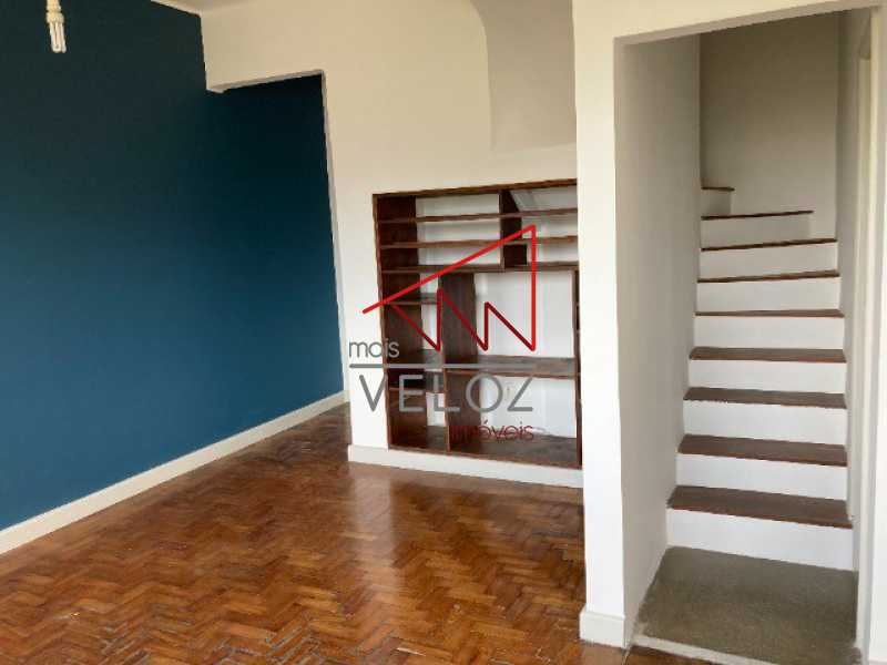 Apartamento à venda com 3 quartos, 117m² - Foto 3