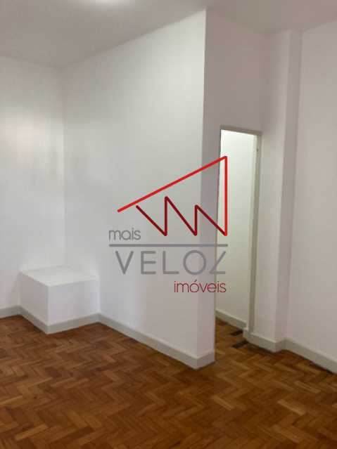 Apartamento à venda com 3 quartos, 117m² - Foto 11