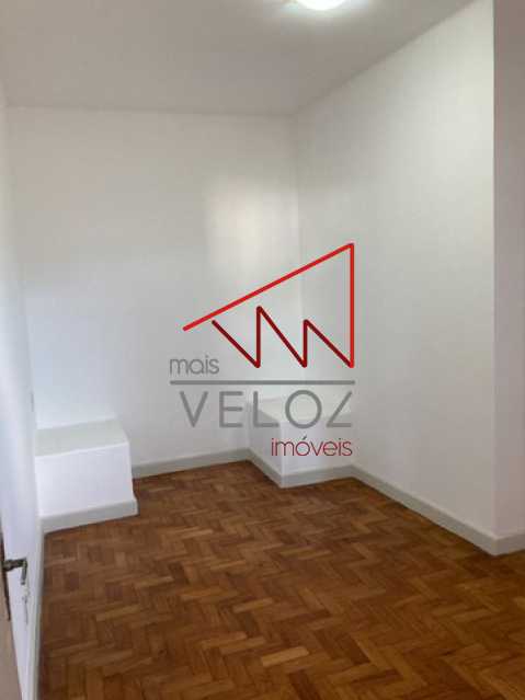 Apartamento à venda com 3 quartos, 117m² - Foto 12