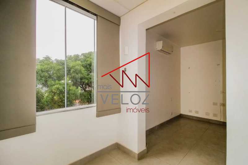 Apartamento à venda com 1 quarto, 45m² - Foto 1