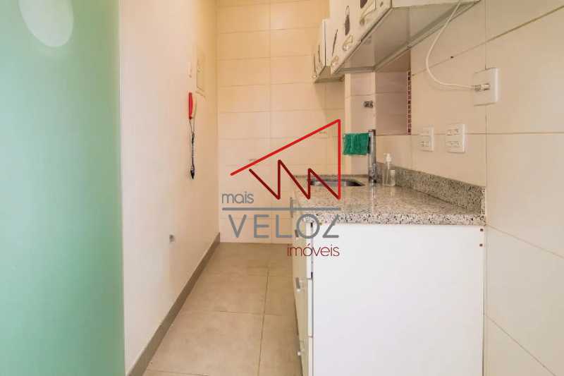 Apartamento à venda com 1 quarto, 45m² - Foto 12