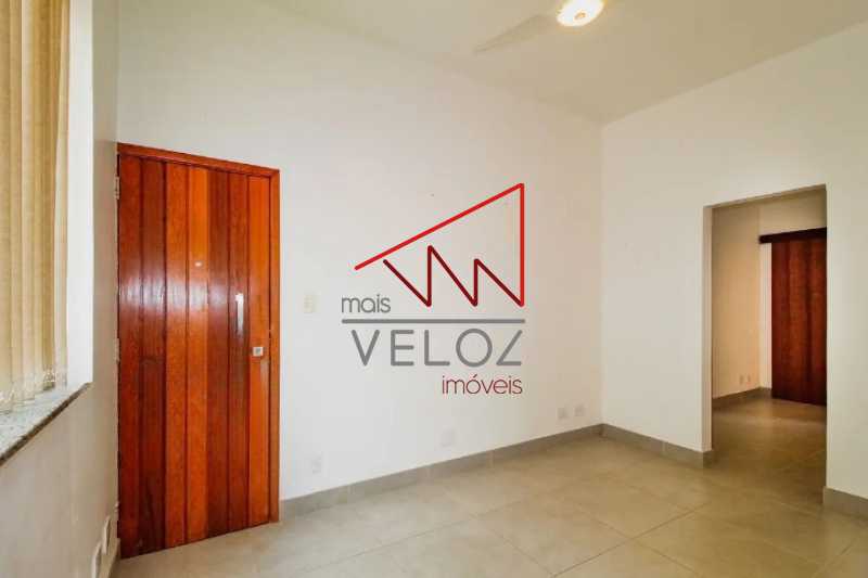 Apartamento à venda com 1 quarto, 45m² - Foto 4