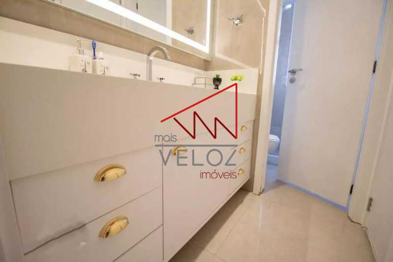 Apartamento à venda com 4 quartos, 170m² - Foto 9