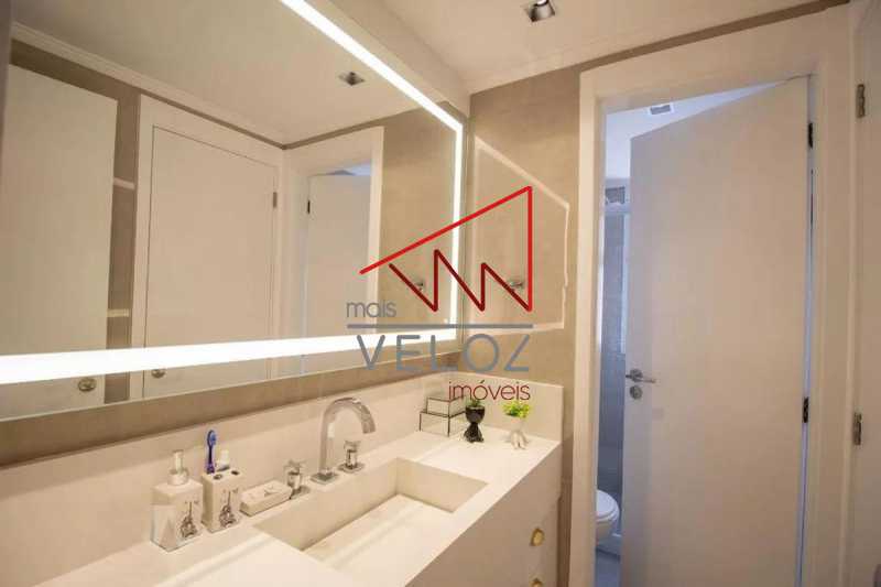 Apartamento à venda com 4 quartos, 170m² - Foto 11