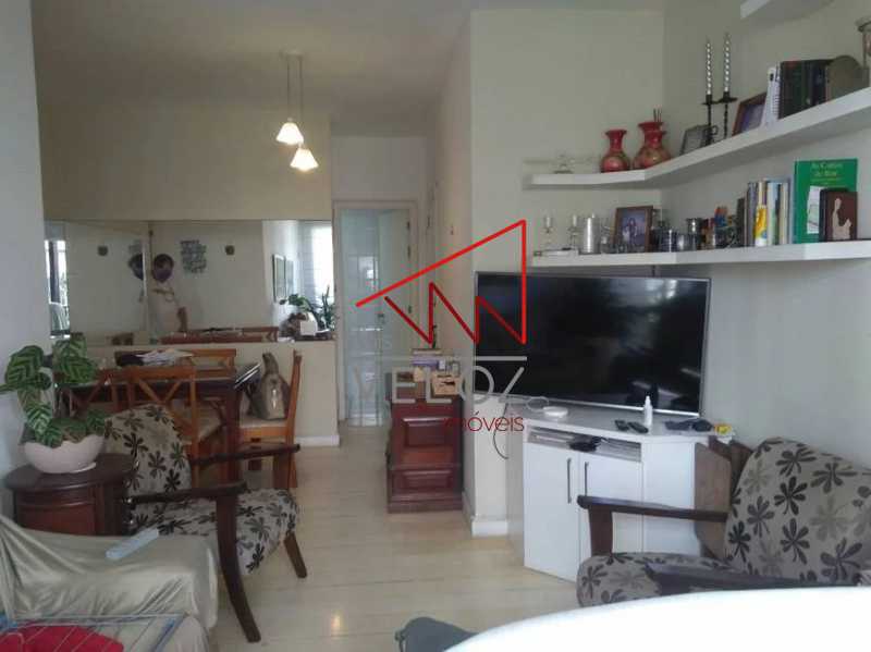 Apartamento à venda com 3 quartos, 100m² - Foto 2