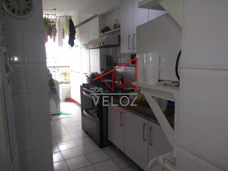 Apartamento à venda com 3 quartos, 100m² - Foto 16