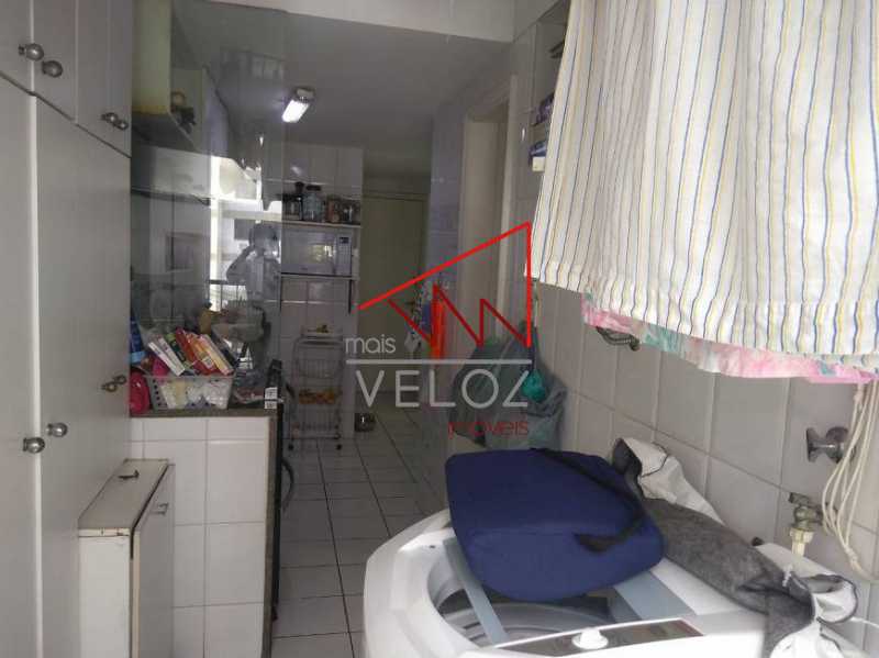 Apartamento à venda com 3 quartos, 100m² - Foto 19