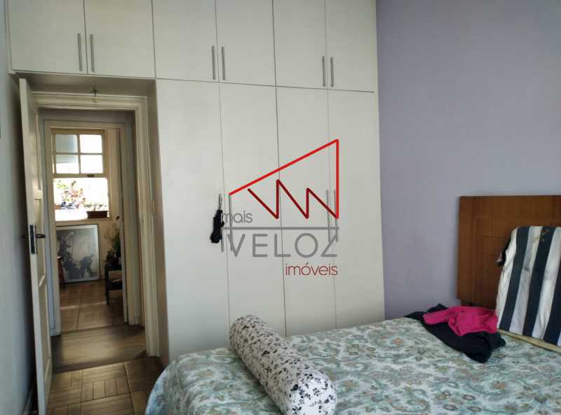 Apartamento à venda com 2 quartos, 79m² - Foto 9