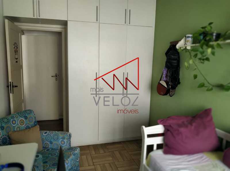 Apartamento à venda com 2 quartos, 79m² - Foto 11